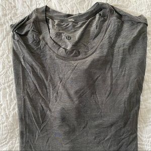Men’s Lululemon Short Sleeve Shirt